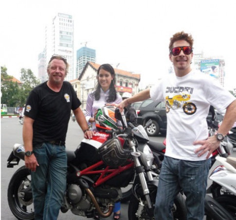  Việt Nam qua góc nhìn người nước ngoài yêu xe máy 