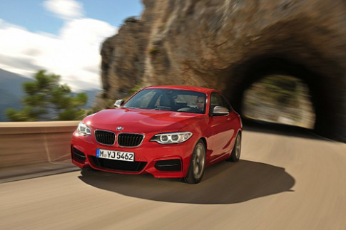  BMW M235i chính thức ra mắt 