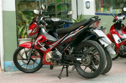  Chi tiết Suzuki BelangR 150 