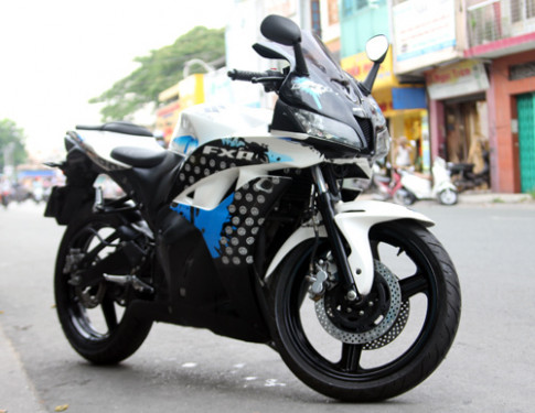 Hình ảnh Suzuki FXR 150 ‘khoác áo’ Honda CBR600RR 