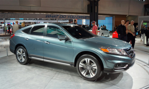  Honda khai tử Crosstour 