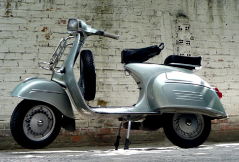  Ngắm xế cổ Vespa 150 Sprint 1966 ở Việt Nam 