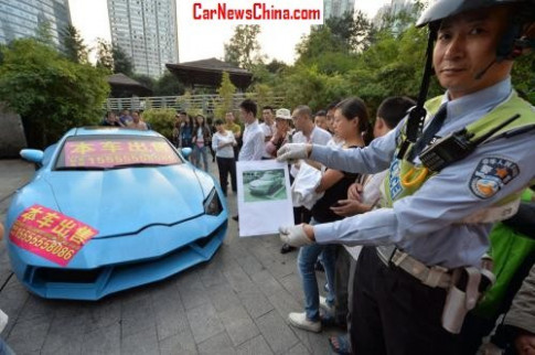  Rao bán Lamborghini ‘nhái’ trên phố 