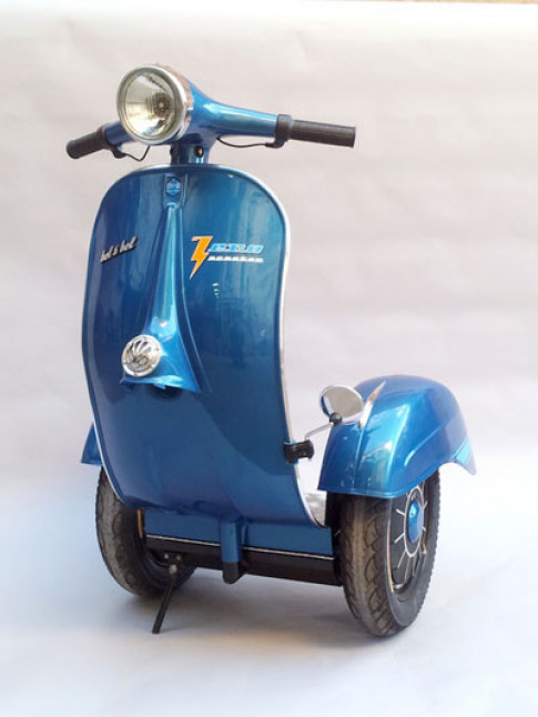  Vespa Segway - scooter điện tự hành 