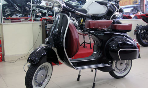  Vespa VBB Standard 50 năm tuổi bắt mắt ở Sài Gòn 