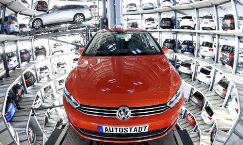 Volkswagen vượt mặt Toyota chiếm ngôi vương toàn cầu 