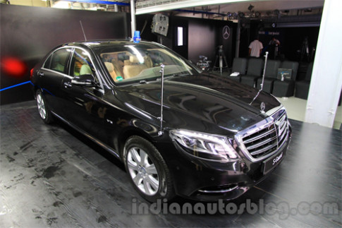  Xe bọc thép Mercedes S600 Guard 2015 giá 139.800 USD 