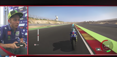 [Clip] Valentino Rossi chạy thử - đánh giá Game MotoGP