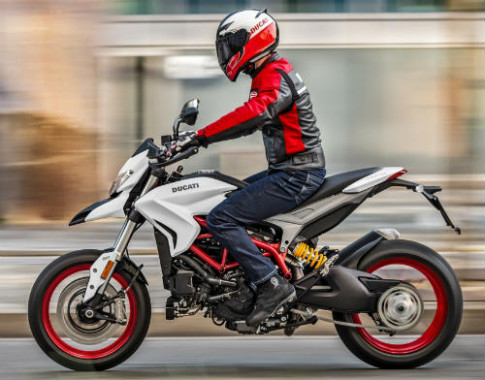Ducati Hypermotard 939 2018 sang chảnh trong bộ cánh mới