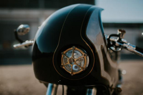 Ducati Monster S2R trong bản độ ‘lột xác’ đầy lộng lẫy