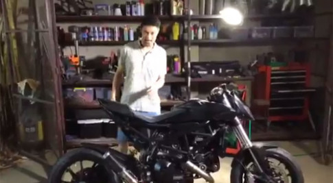 Johnny Trí Nguyễn phục hồi mô tô PKL Ducati HyperMotard