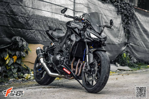 Kawasaki Z1000 vẻ đẹp huyền bí trong thân hình full black