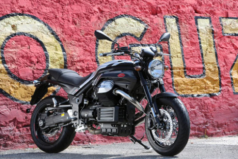  Moto Guzzi Griso 8V bản đặc biệt giá 16.300 USD 