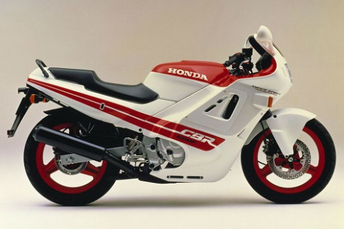 Top 10 mẫu xe huyền thoại 1 thời của Honda