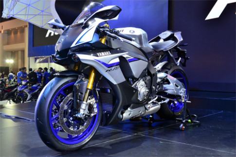  Yamaha R1 2015 giá 27.500 USD tại Thái Lan 