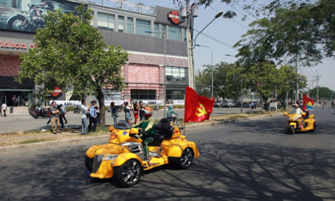  Dàn môtô diễu hành trên đường cao tốc hiện đại nhất Việt Nam 