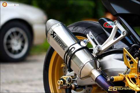 Honda CB650F độ tinh tế qua công nghệ đồ chơi Titanium