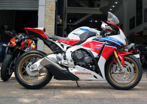  Honda CBR1000RR SP 2014 đầu tiên tại Việt Nam 