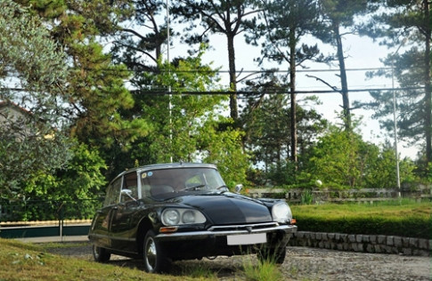  Phục chế ‘nữ thần’ Citroen DS21 tại Sài Gòn 