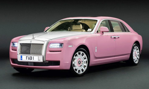  Rolls-Royce Ghost FAB1 màu hồng 