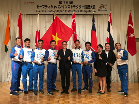 Honda Việt Nam giành chiến cuộc thi hướng dẫn viên đào tạo lái xe an toàn quốc tế 2018 tại Nhật Bản
