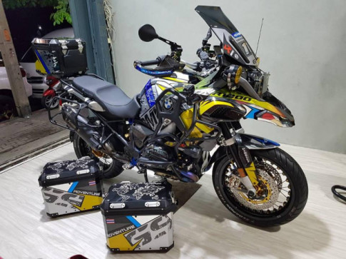 BMW R1200GS ‘Gã khổng lồ đường đất’ hào nhoáng với trang bị full option