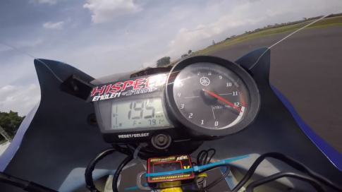 [Clip] Ngỡ ngàng với Yamaha R15 độ chạy gần 200 km/h