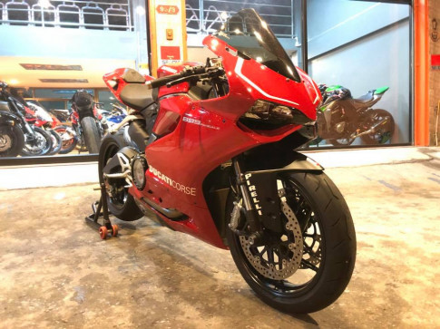 Ducati 899 Panigale vẻ đẹp khó cưỡng từ thiết kế hoàn hảo