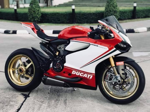 Ducati Panigale 1199S Tricolor-phiên bản đặc biệt với loạt nâng cấp hấp dẫn