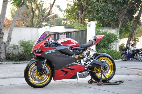Ducati Panigale 899 độ nhẹ cực chất đến từ Xứ chùa Vàng