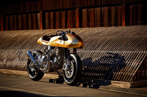 Ducati Scrambler vẻ đẹp thăng hoa từ công nghệ dát vàng