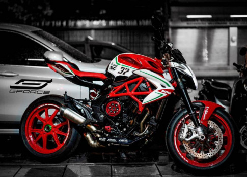 MV Agusta Brutale 800 nâng cấp đầy kịch tính tại G-Force Thailand