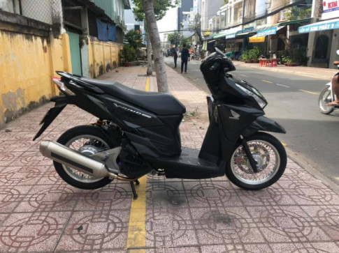 Vario 150 độ Full Option đi kèm cùng bộ biển số đẹp kinh khủng