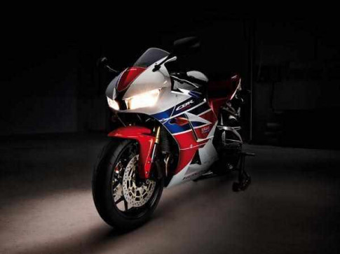 Honda CBR600RR 2020 sẵn sàng trở lại với nhiều thay đổi mạnh mẽ