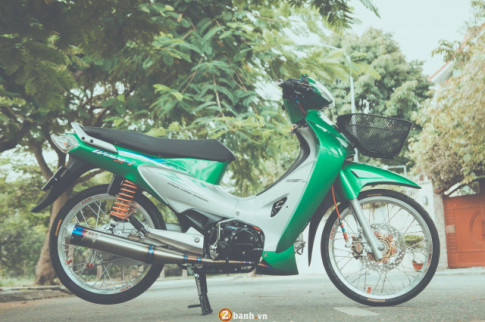 Wave 125i độ phong cách Thailand với option đồ chơi hơn 200 triệu đồng