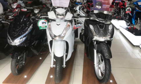 Honda SH 150 2019 có giá bán đắt hơn SH 150 2020