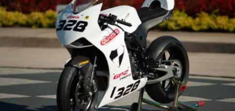 KTM ra mat mau xe dua Sportbike 890cc lay cong nghe tu Moto2