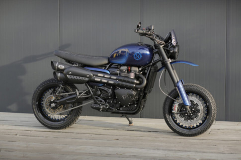 Triumph Scrambler độ phong cách SuperMoto đến từ UNIKAT