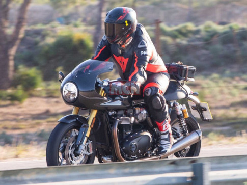 Triumph Thruxton 1200R - Phiên bản giới hạn TFC Limited Edition sẽ ra mắt vào tháng 1/2019