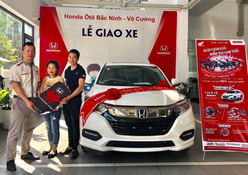 Chủ nhân chiếc HR-V đầu tiên lộ diện khi mua ‘xe ga quốc dân’ của Honda