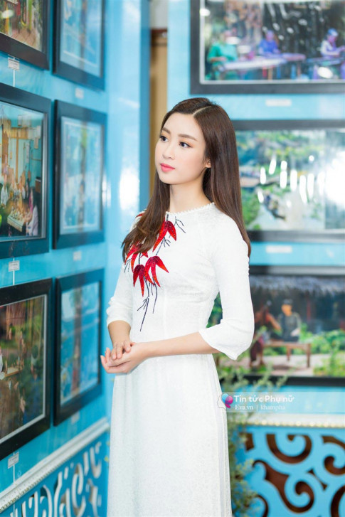 Hoa hậu Mỹ Linh và “hoa hậu nhí” Bảo Ngọc đọ sắc, ai đẹp hơn ai?