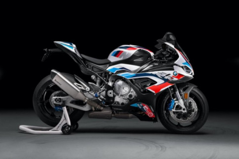 BMW M1000RR được tiết lộ chuẩn bị có mặt tại Châu Á