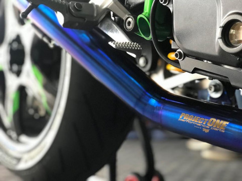 Kawasaki Ninja H2 độ kinh điển với dàn chân Rotobox