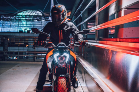 KTM Duke 200 phiên bản mới 2021 vừa ra mắt