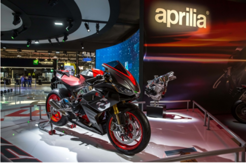 Aprilia RS660 Super Sport sở hữu động cơ 2 xi-lanh được điều chỉnh để bán vào năm tới