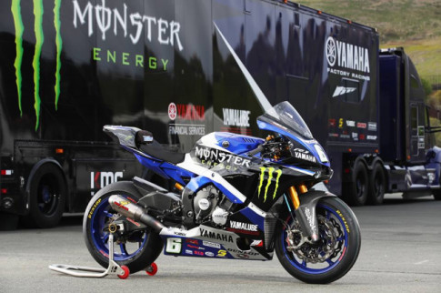 Yamaha R1 độ hấp dẫn với sự tài trợ từ Monster Energy