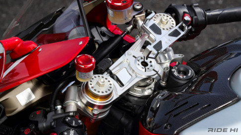 Đỏ mắt với bản độ Panigale V4 R made by Motorcorse