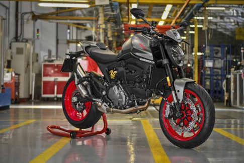 Ducati Monster 2021 sẵn sàng ra mắt tại Châu Á đầu tháng 4