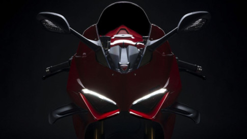 Ducati Panigale V4 2022 trình làng diện mạo mới với nhiều tùy chọn mạnh mẽ hơn