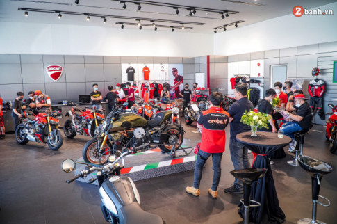Ducati Việt Nam quay trở lại cuộc chơi với diện mạo khác biệt